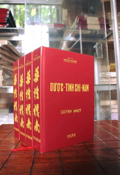duoc-tinh-chi-nam-tron-bo-4-quyen.webp